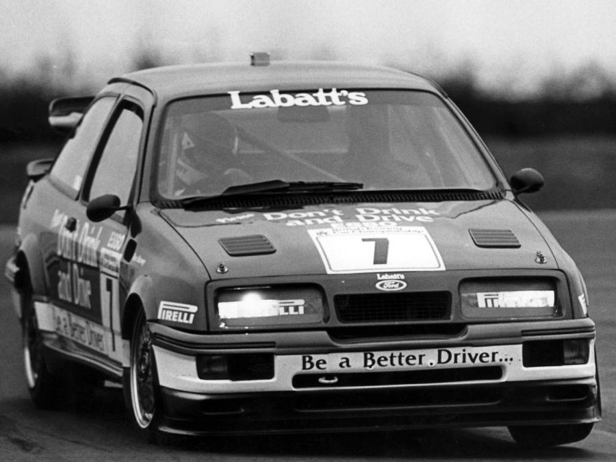  Ford Sierra RS500 Cosworth BTCC 1988 года  (фото 15 из 22)